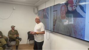 לזכרו של אלברטו צרפתי